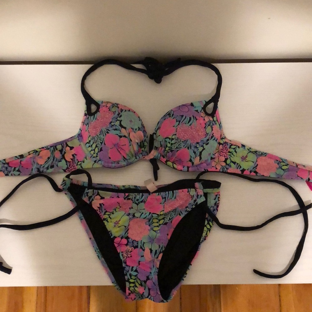 Bathing suit